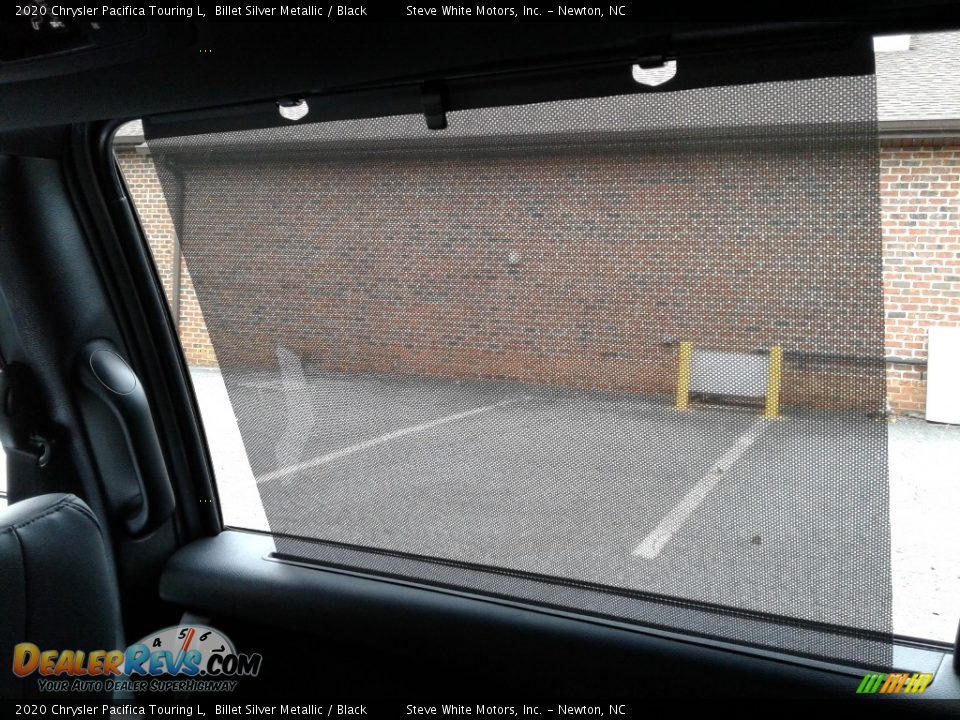 2020 Chrysler Pacifica Touring L Billet Silver Metallic / Black Photo #33
