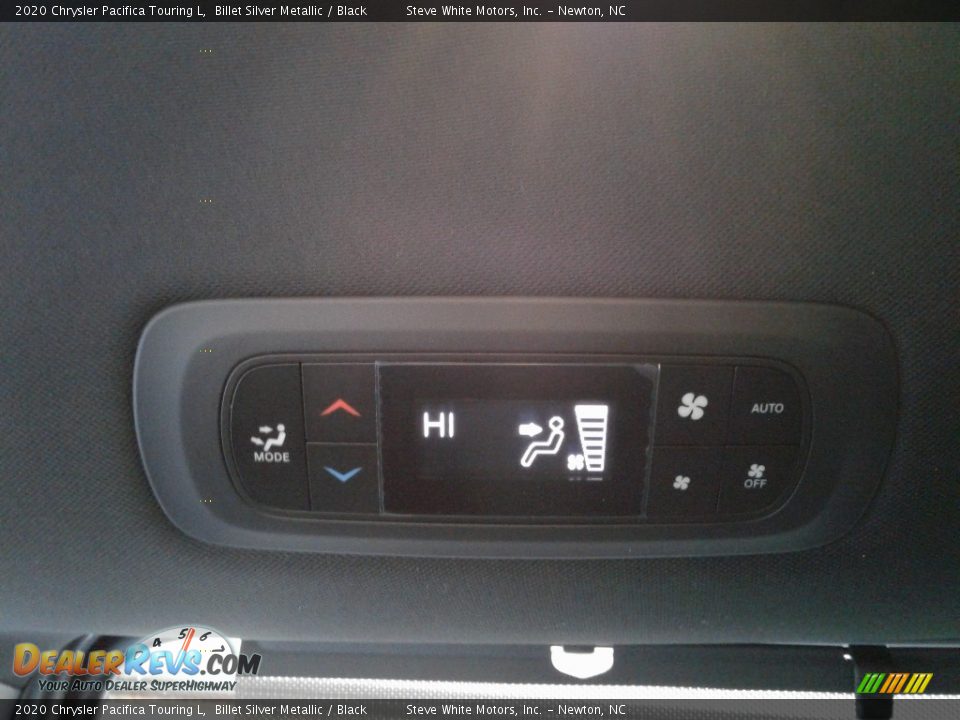 2020 Chrysler Pacifica Touring L Billet Silver Metallic / Black Photo #34