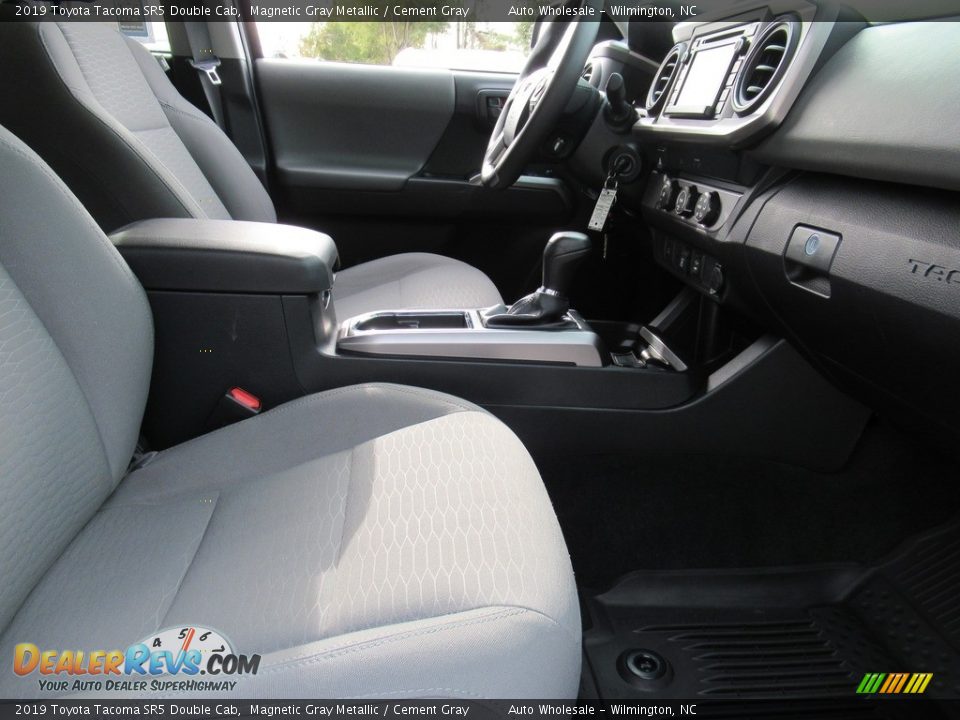 2019 Toyota Tacoma SR5 Double Cab Magnetic Gray Metallic / Cement Gray Photo #12