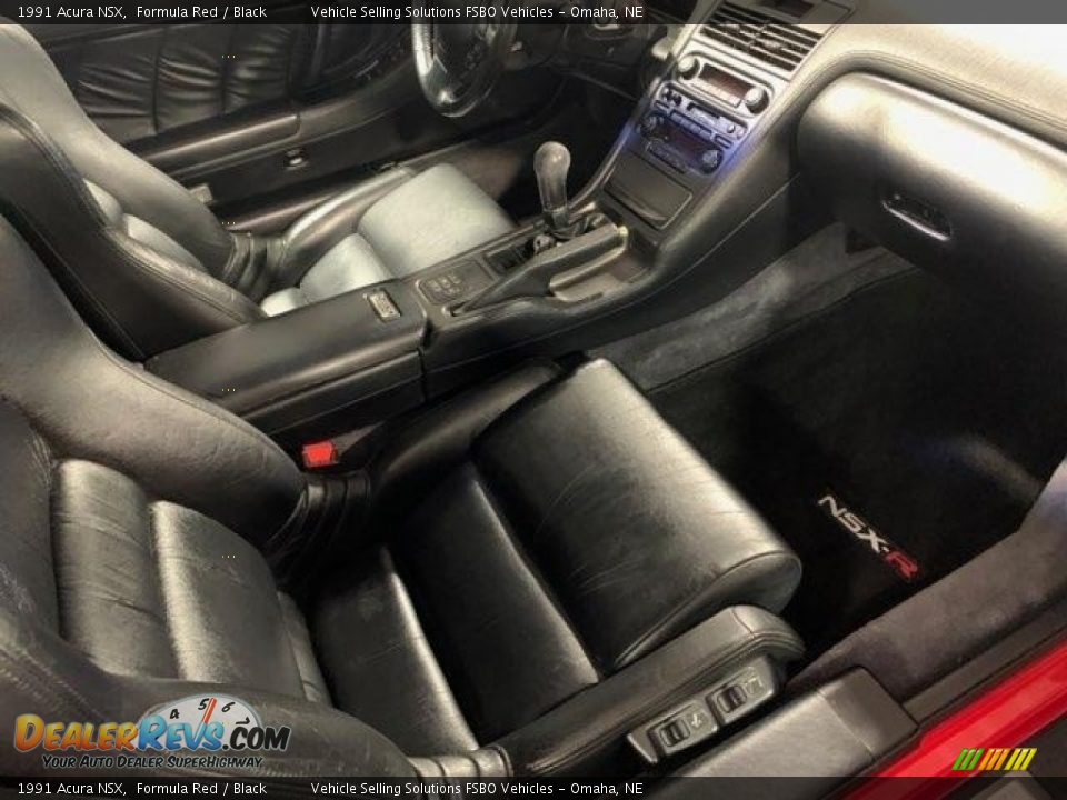 Front Seat of 1991 Acura NSX  Photo #8