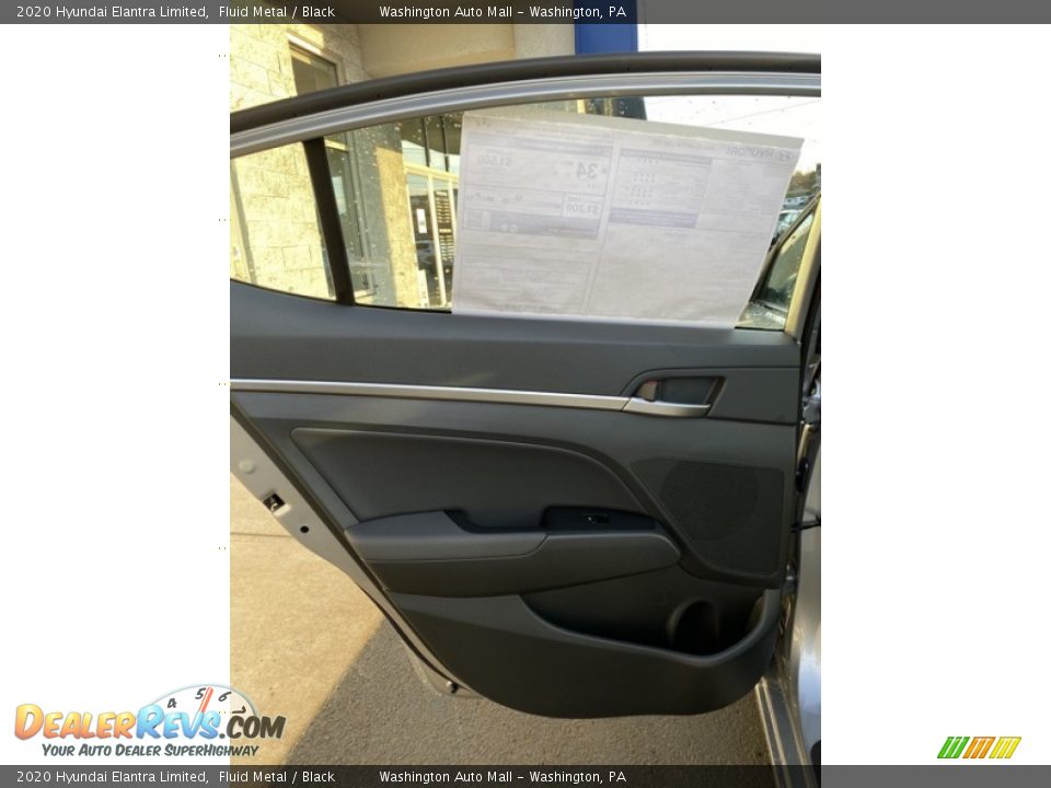 2020 Hyundai Elantra Limited Fluid Metal / Black Photo #17