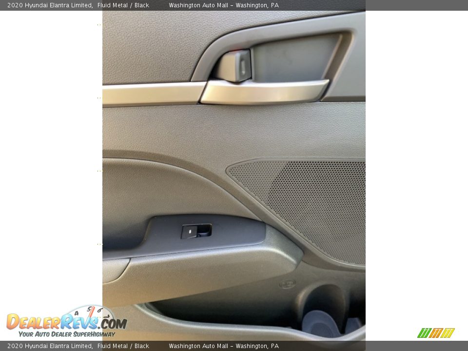 2020 Hyundai Elantra Limited Fluid Metal / Black Photo #18