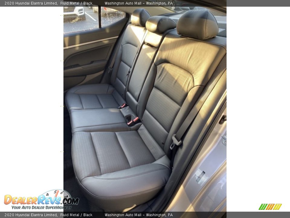 2020 Hyundai Elantra Limited Fluid Metal / Black Photo #19