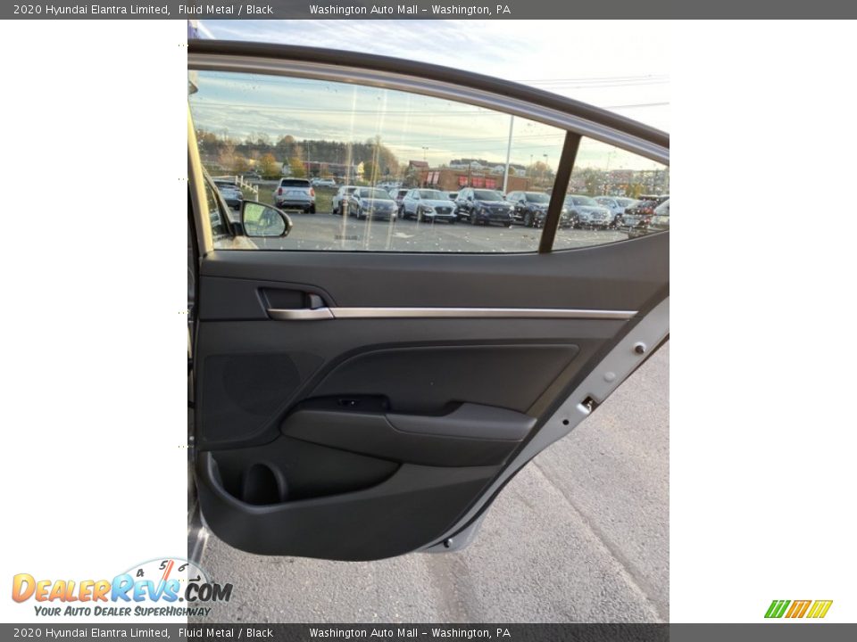 2020 Hyundai Elantra Limited Fluid Metal / Black Photo #24