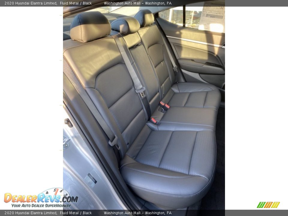 2020 Hyundai Elantra Limited Fluid Metal / Black Photo #25