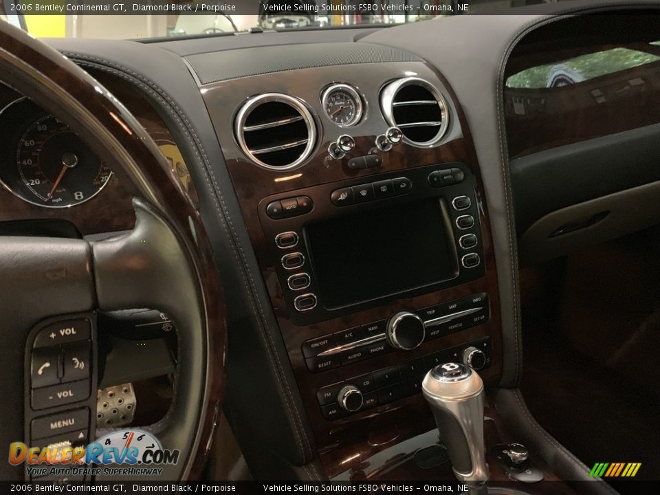 Controls of 2006 Bentley Continental GT  Photo #9