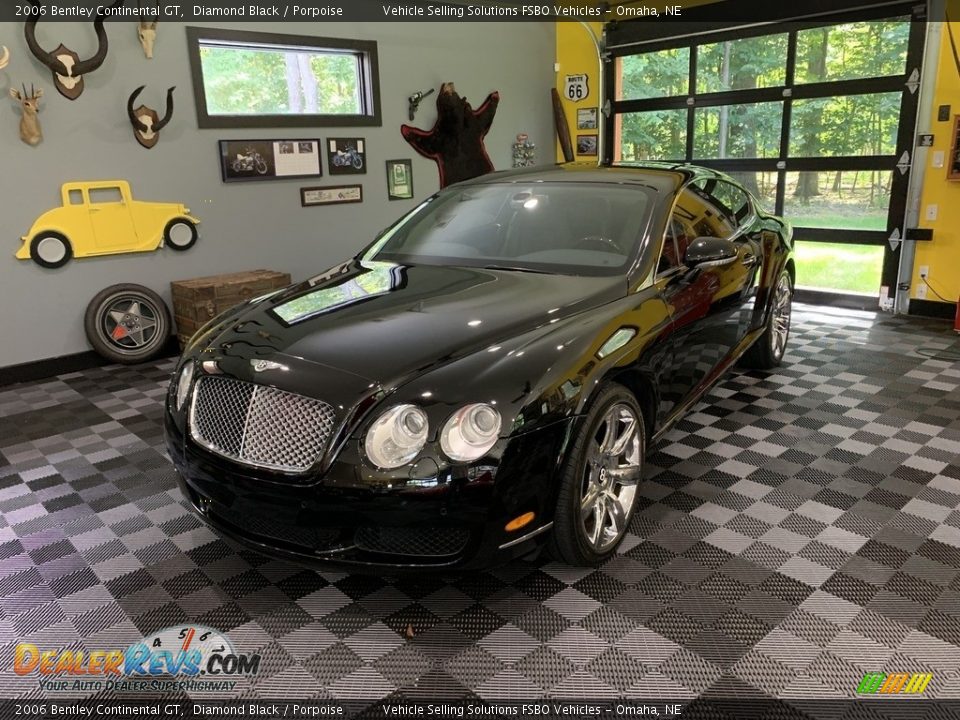 Front 3/4 View of 2006 Bentley Continental GT  Photo #18