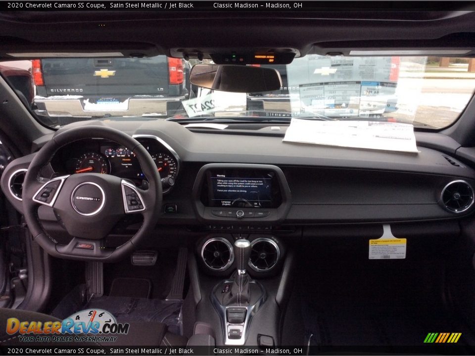 Dashboard of 2020 Chevrolet Camaro SS Coupe Photo #13