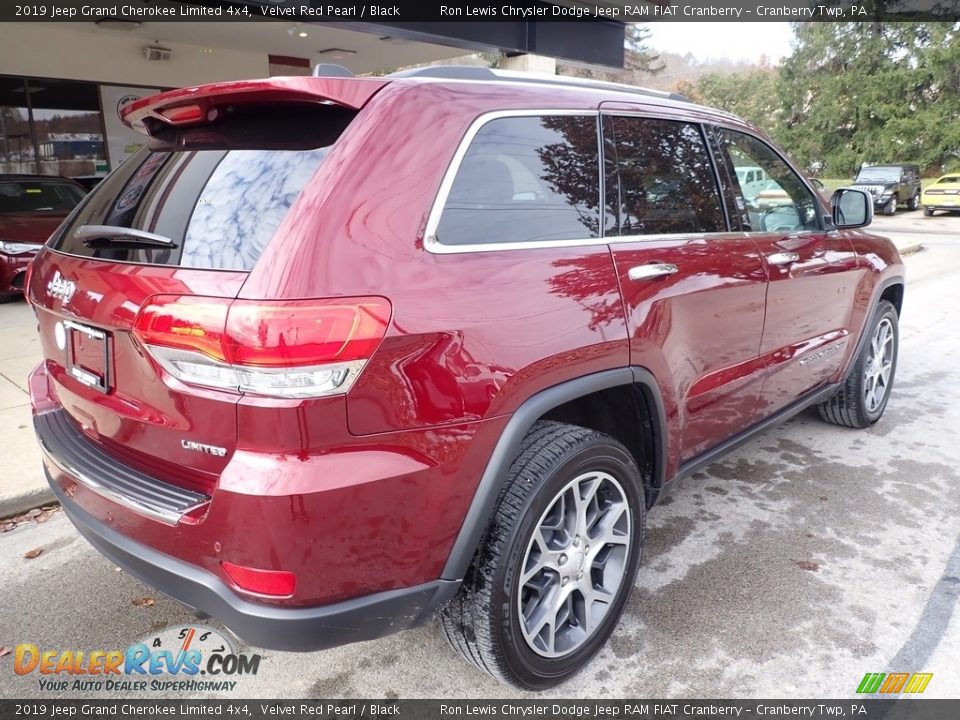 2019 Jeep Grand Cherokee Limited 4x4 Velvet Red Pearl / Black Photo #2