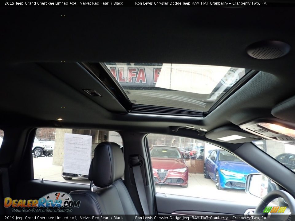 2019 Jeep Grand Cherokee Limited 4x4 Velvet Red Pearl / Black Photo #13