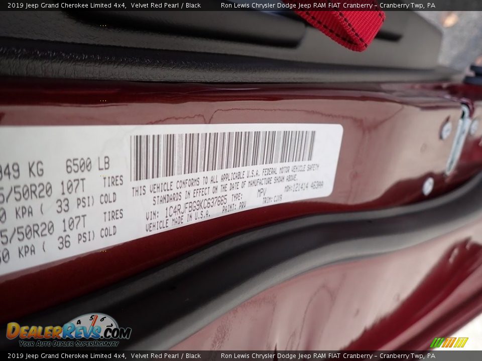 2019 Jeep Grand Cherokee Limited 4x4 Velvet Red Pearl / Black Photo #16