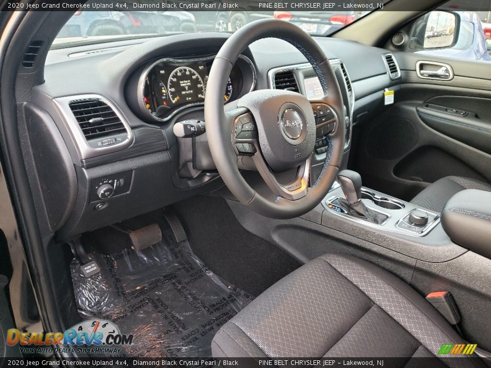 Black Interior - 2020 Jeep Grand Cherokee Upland 4x4 Photo #8