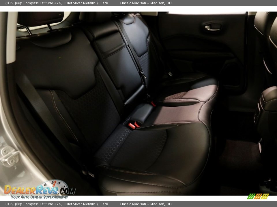 2019 Jeep Compass Latitude 4x4 Billet Silver Metallic / Black Photo #18
