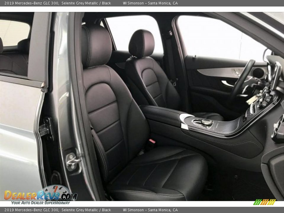 2019 Mercedes-Benz GLC 300 Selenite Grey Metallic / Black Photo #6