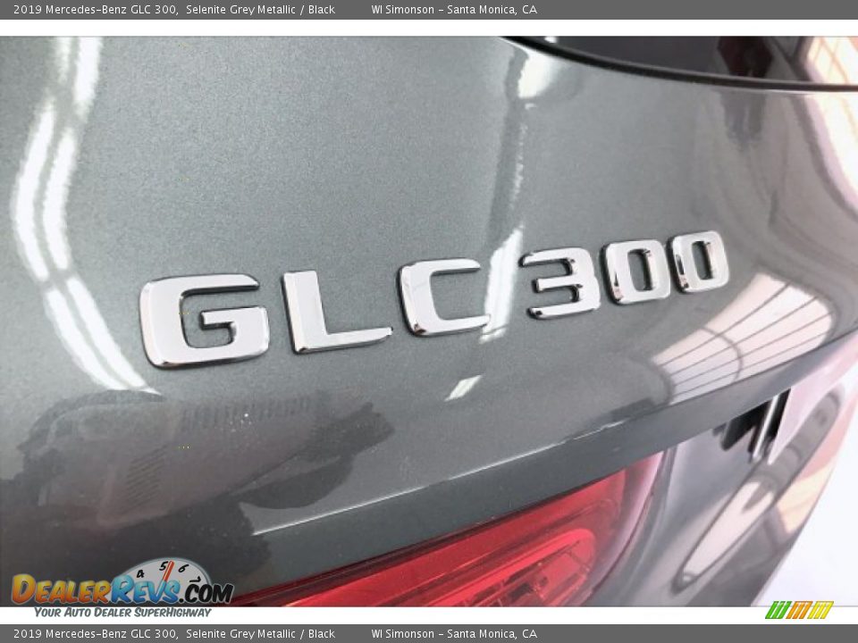 2019 Mercedes-Benz GLC 300 Selenite Grey Metallic / Black Photo #27