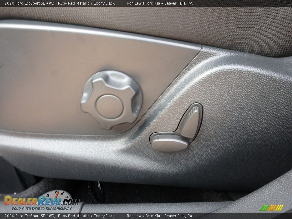 Controls of 2020 Ford EcoSport SE 4WD Photo #12