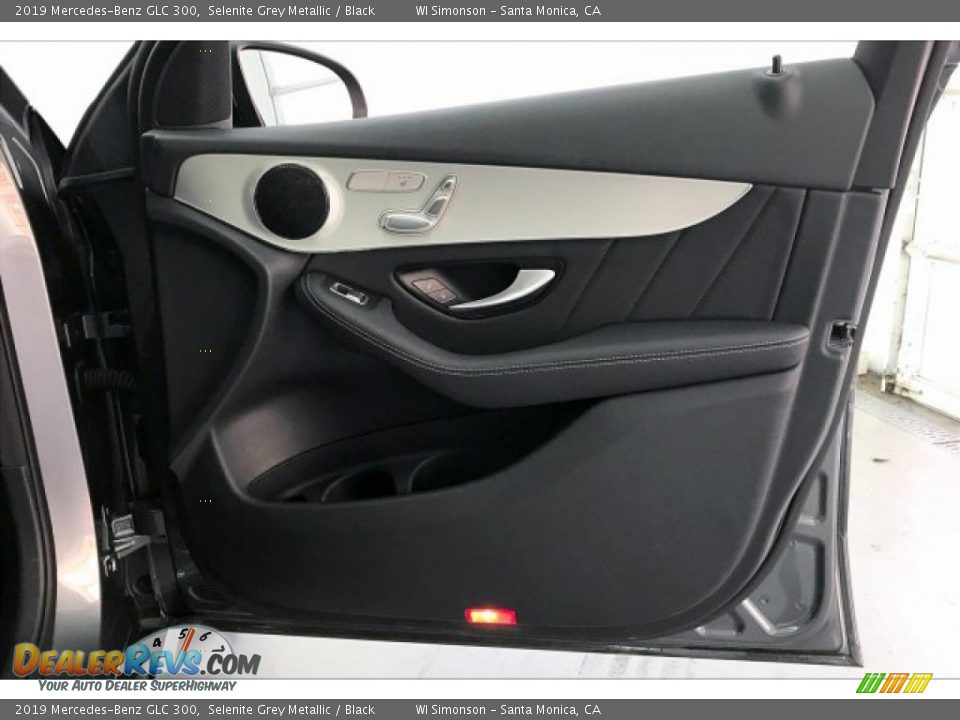 2019 Mercedes-Benz GLC 300 Selenite Grey Metallic / Black Photo #29