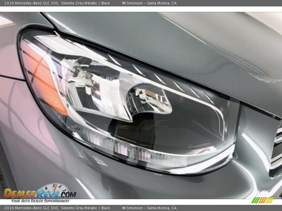 2019 Mercedes-Benz GLC 300 Selenite Grey Metallic / Black Photo #31