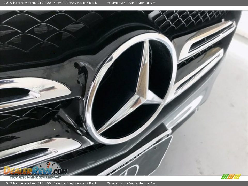 2019 Mercedes-Benz GLC 300 Selenite Grey Metallic / Black Photo #32