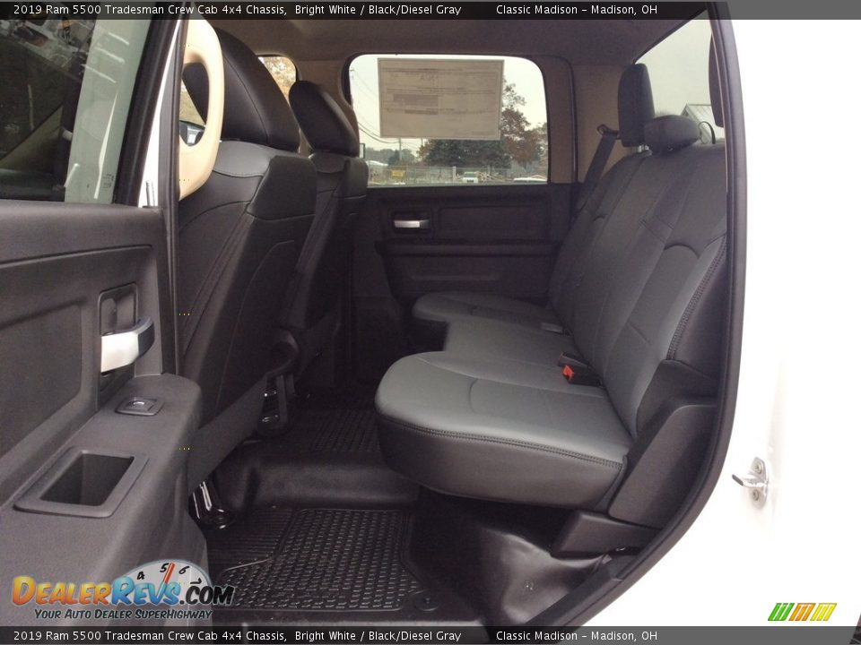 2019 Ram 5500 Tradesman Crew Cab 4x4 Chassis Bright White / Black/Diesel Gray Photo #14