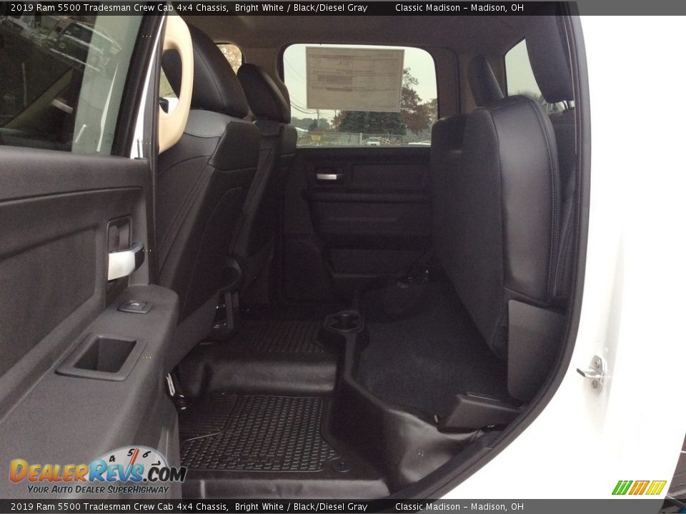 2019 Ram 5500 Tradesman Crew Cab 4x4 Chassis Bright White / Black/Diesel Gray Photo #15