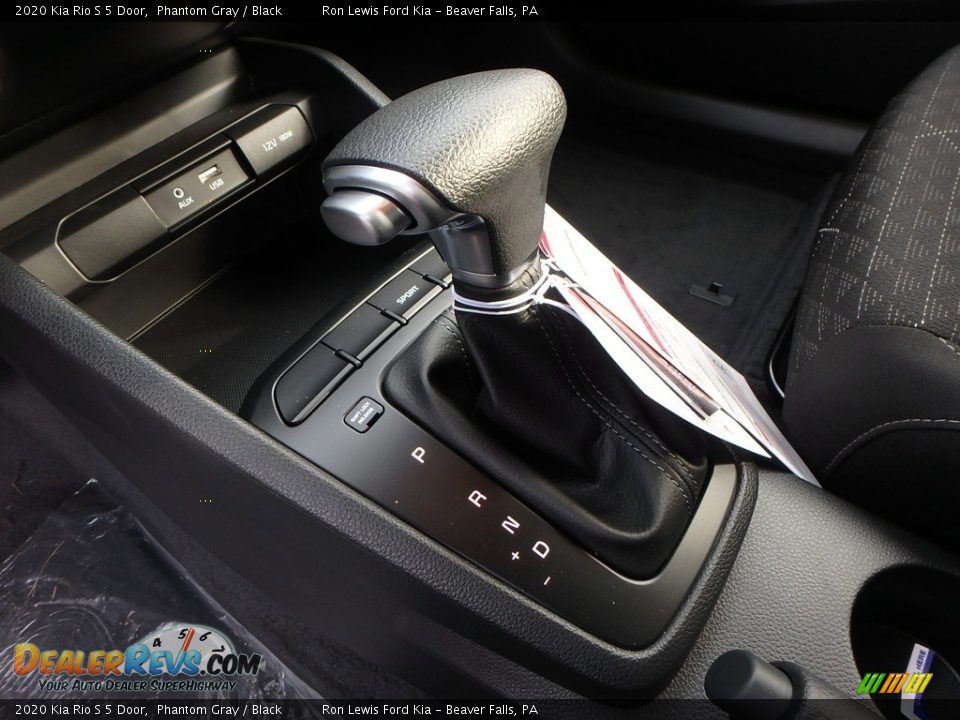 2020 Kia Rio S 5 Door Shifter Photo #18