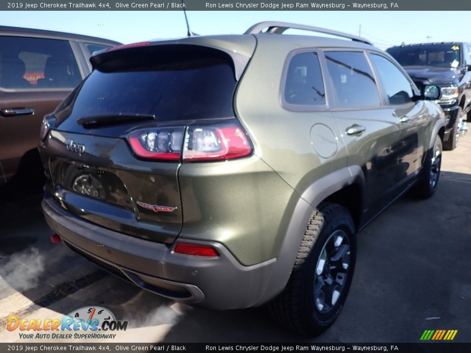 2019 Jeep Cherokee Trailhawk 4x4 Olive Green Pearl / Black Photo #4
