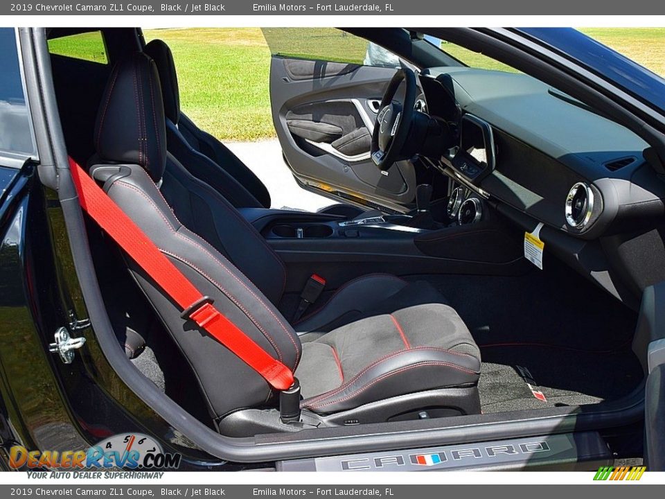 2019 Chevrolet Camaro ZL1 Coupe Black / Jet Black Photo #44