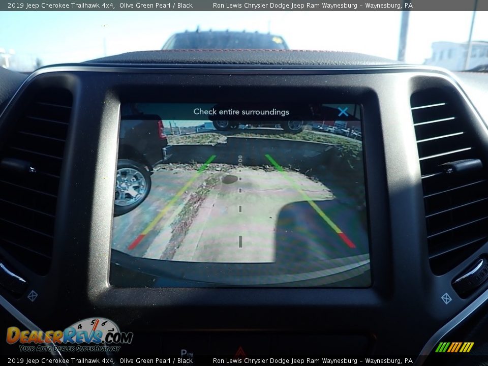 2019 Jeep Cherokee Trailhawk 4x4 Olive Green Pearl / Black Photo #15