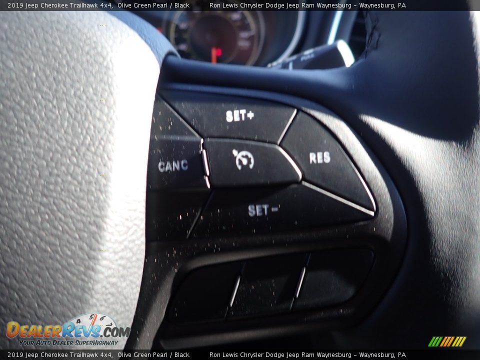 2019 Jeep Cherokee Trailhawk 4x4 Olive Green Pearl / Black Photo #16