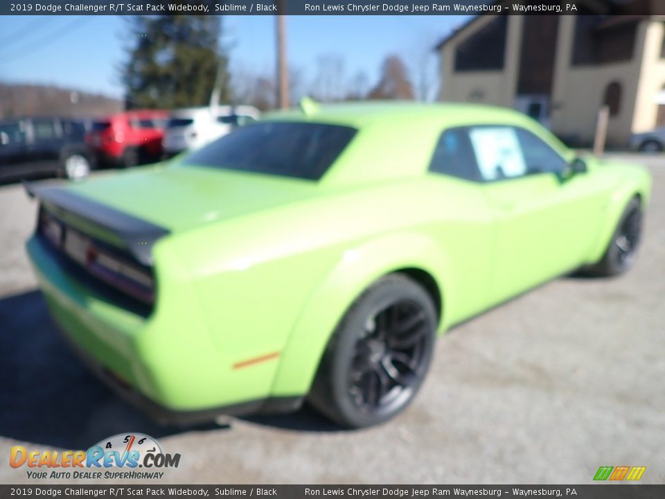 2019 Dodge Challenger R/T Scat Pack Widebody Sublime / Black Photo #5