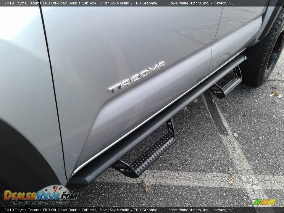 2019 Toyota Tacoma TRD Off-Road Double Cab 4x4 Silver Sky Metallic / TRD Graphite Photo #31