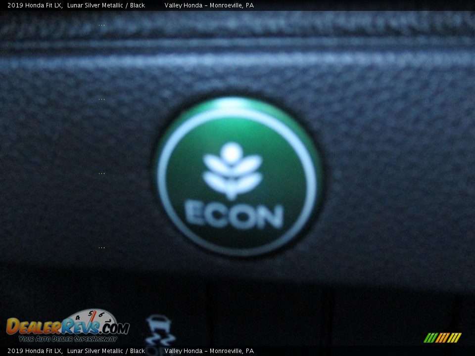 2019 Honda Fit LX Lunar Silver Metallic / Black Photo #18