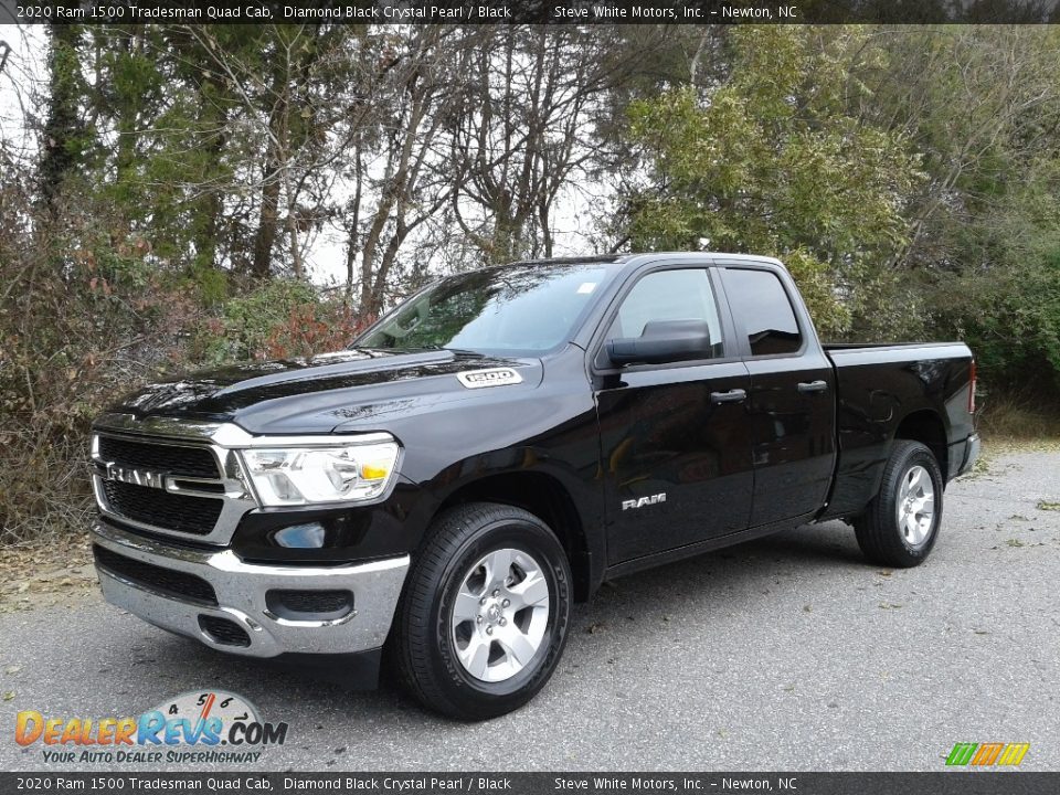 Front 3/4 View of 2020 Ram 1500 Tradesman Quad Cab Photo #2