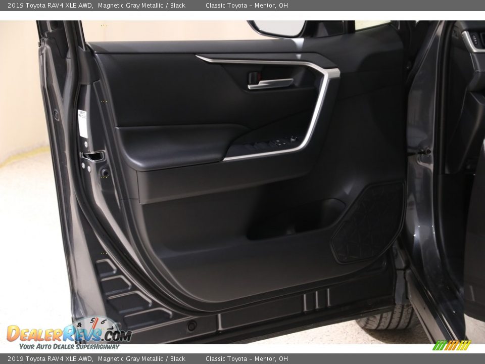2019 Toyota RAV4 XLE AWD Magnetic Gray Metallic / Black Photo #4