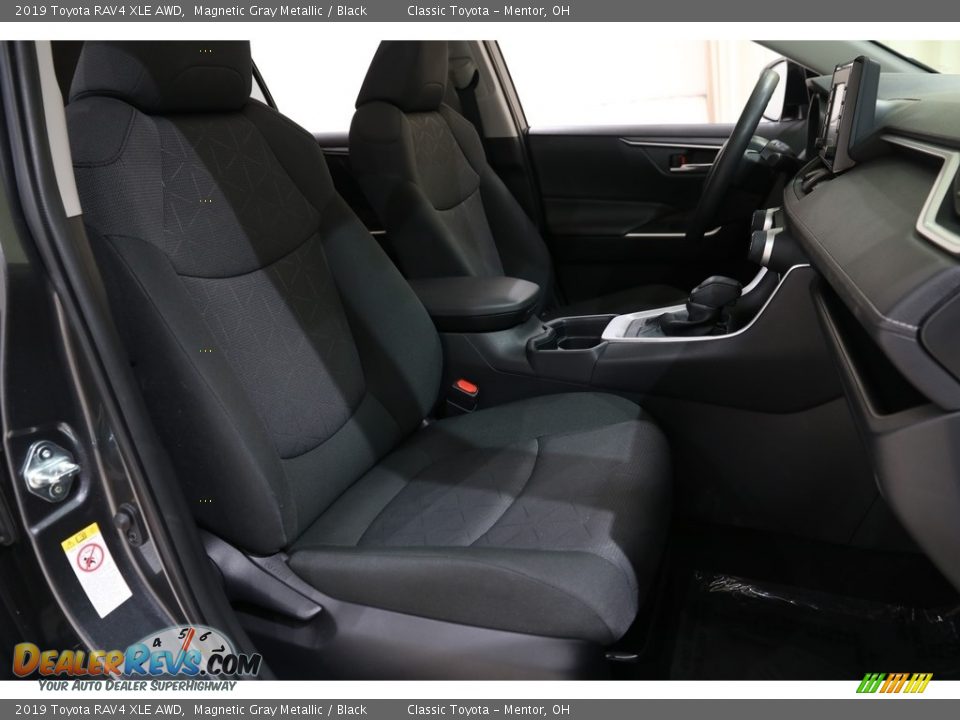 2019 Toyota RAV4 XLE AWD Magnetic Gray Metallic / Black Photo #16
