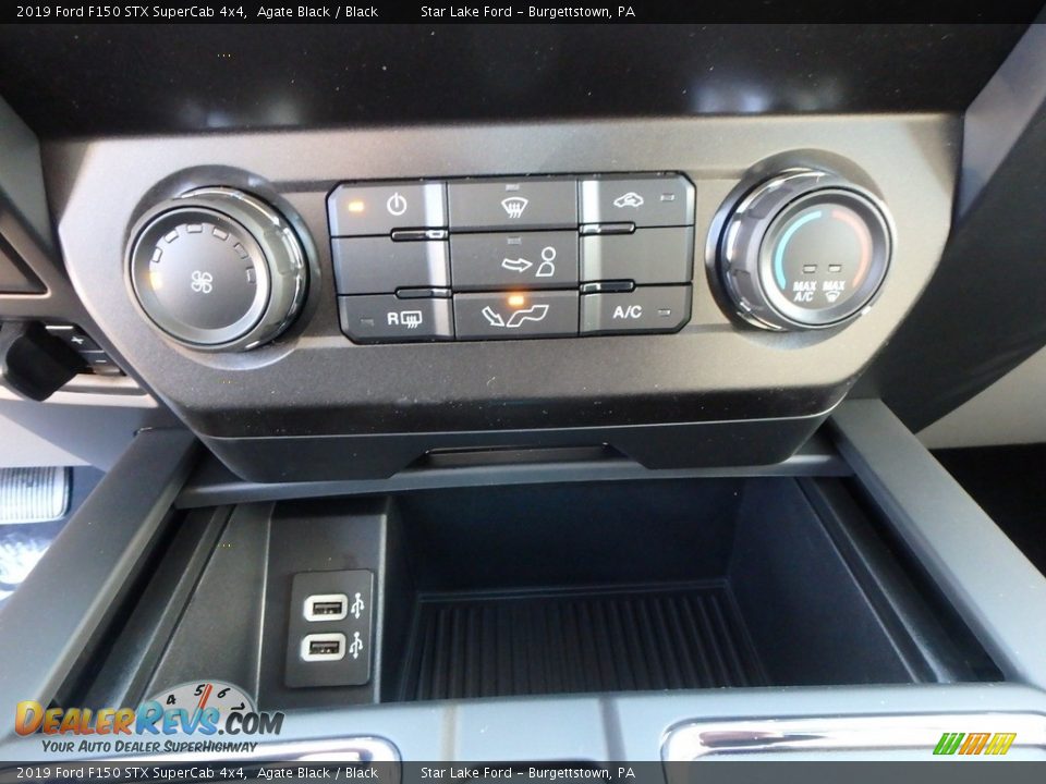 Controls of 2019 Ford F150 STX SuperCab 4x4 Photo #20