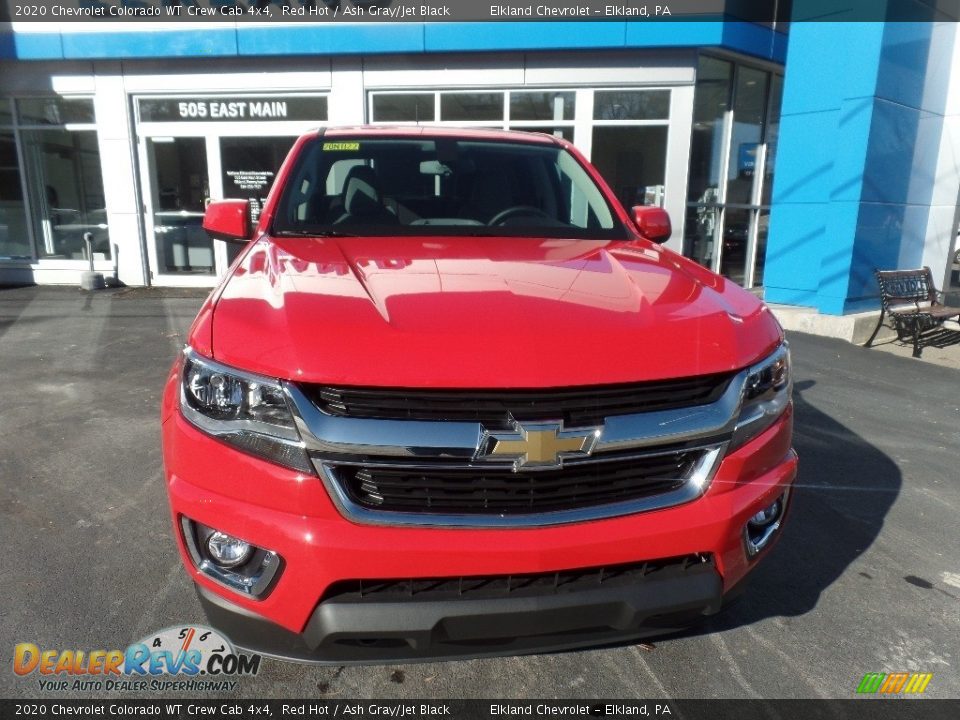 2020 Chevrolet Colorado WT Crew Cab 4x4 Red Hot / Ash Gray/Jet Black Photo #2