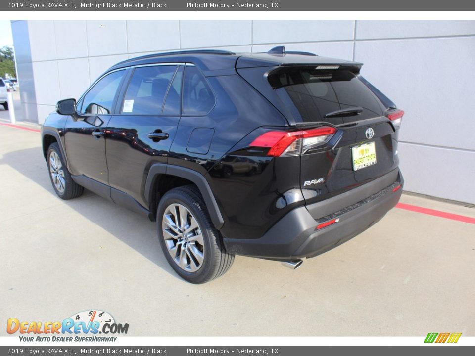 2019 Toyota RAV4 XLE Midnight Black Metallic / Black Photo #6