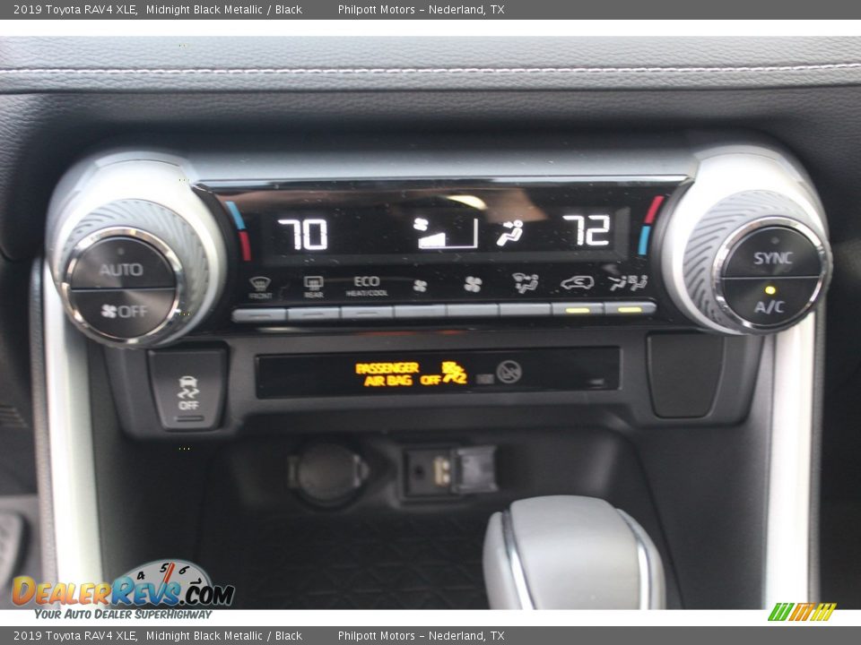 2019 Toyota RAV4 XLE Midnight Black Metallic / Black Photo #19
