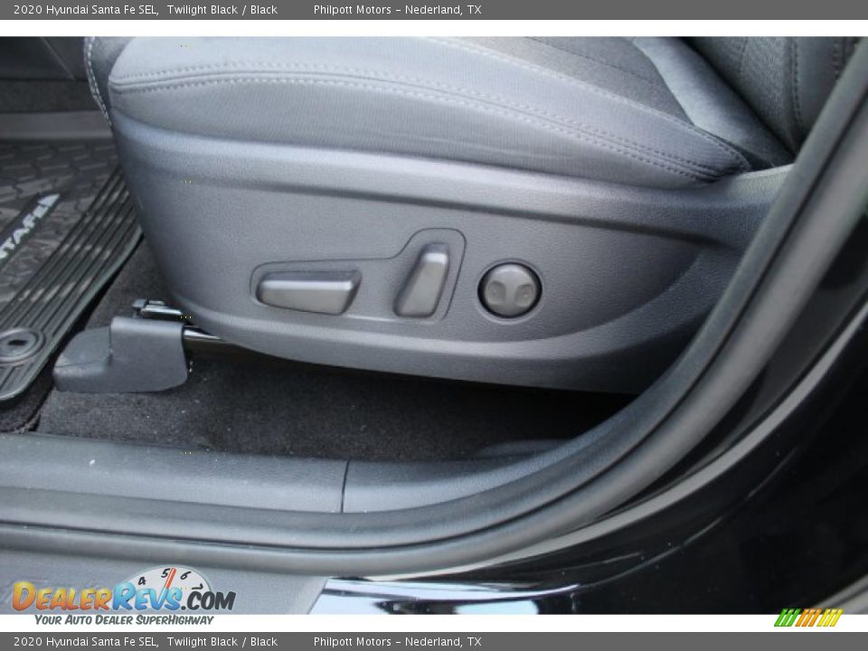 2020 Hyundai Santa Fe SEL Twilight Black / Black Photo #11