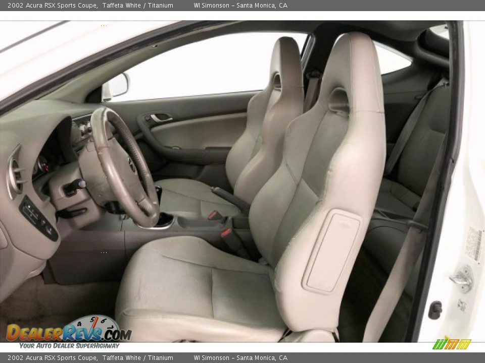 Front Seat of 2002 Acura RSX Sports Coupe Photo #14