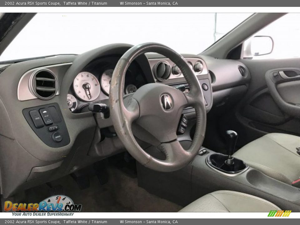 Dashboard of 2002 Acura RSX Sports Coupe Photo #21