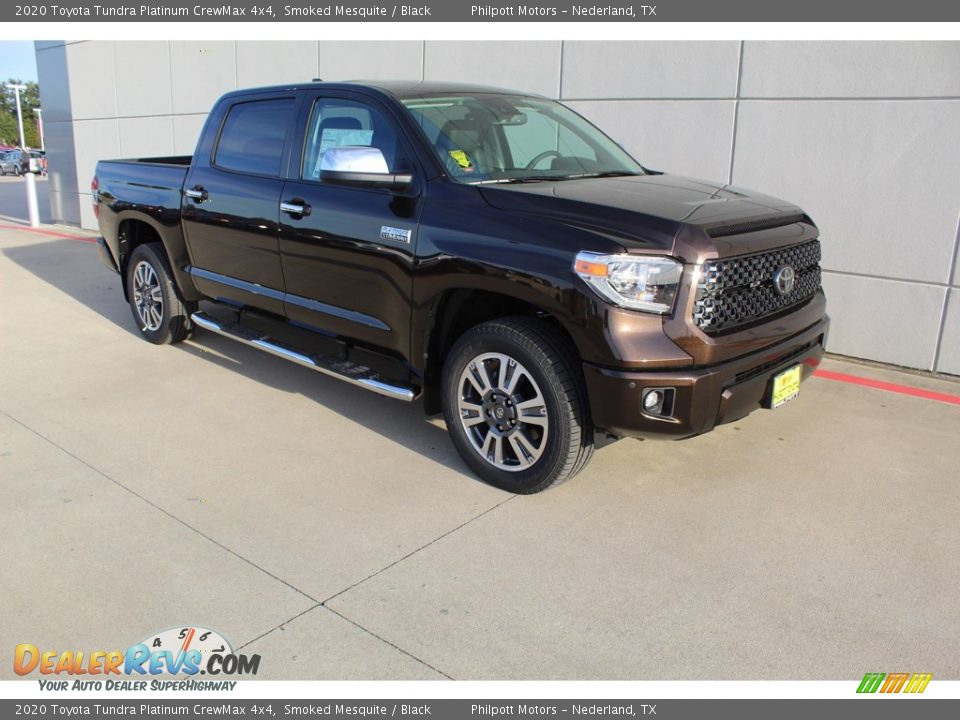 Front 3/4 View of 2020 Toyota Tundra Platinum CrewMax 4x4 Photo #2