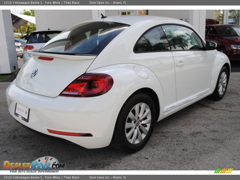 2019 Volkswagen Beetle S Pure White / Titan Black Photo #10