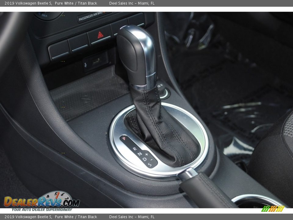 2019 Volkswagen Beetle S Pure White / Titan Black Photo #14