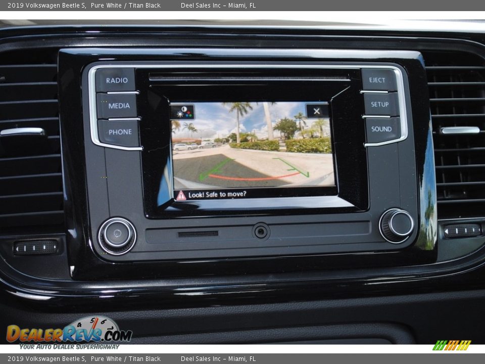 2019 Volkswagen Beetle S Pure White / Titan Black Photo #16