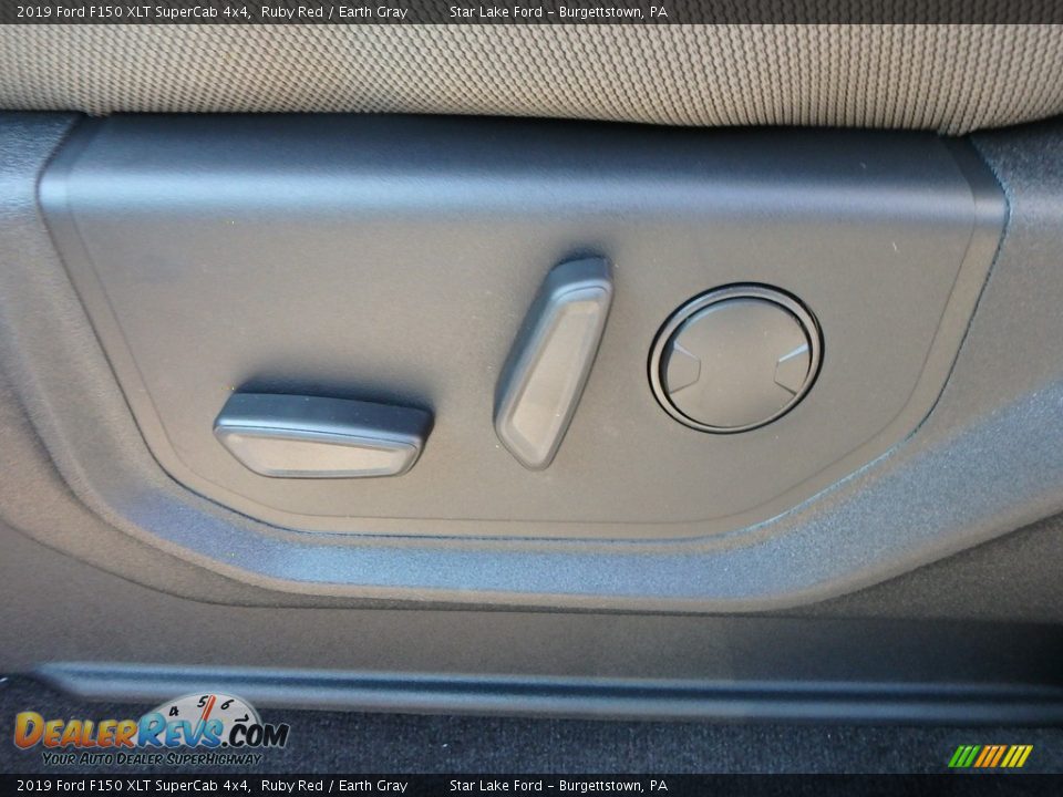2019 Ford F150 XLT SuperCab 4x4 Ruby Red / Earth Gray Photo #10