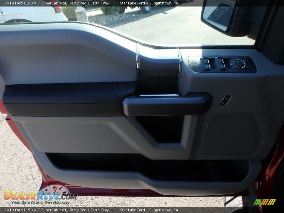 2019 Ford F150 XLT SuperCab 4x4 Ruby Red / Earth Gray Photo #15