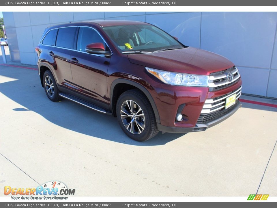 2019 Toyota Highlander LE Plus Ooh La La Rouge Mica / Black Photo #2